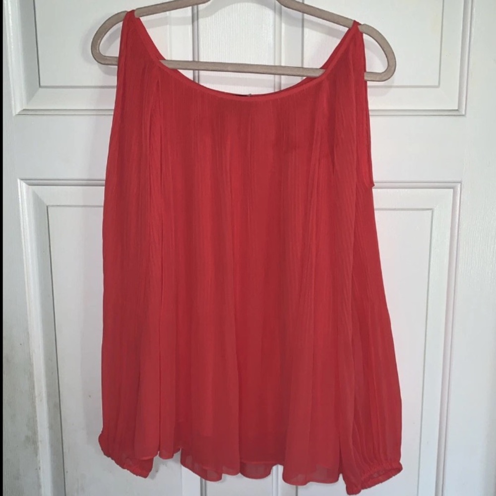 🌺 INC Cold Shoulder Blouse XL